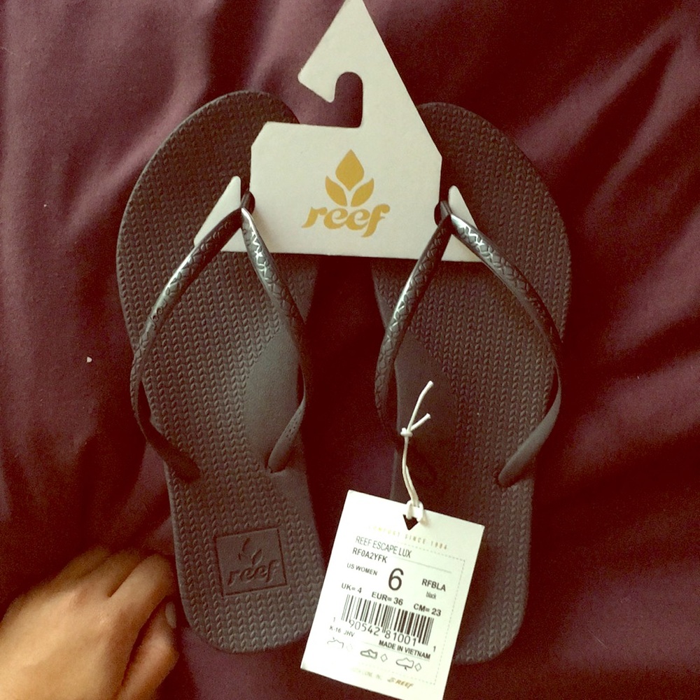 Reef flip flops